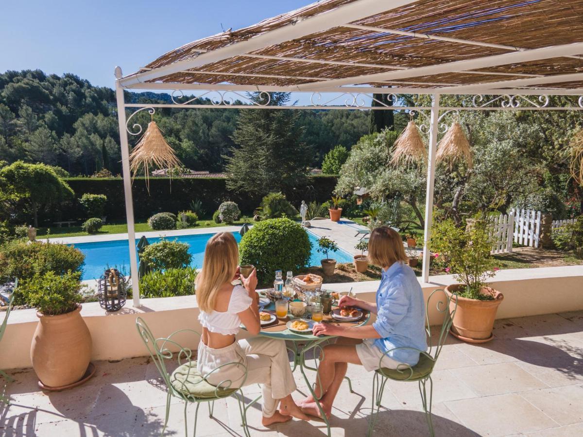 Le Clos Serein Le Beausset Exteriör bild
