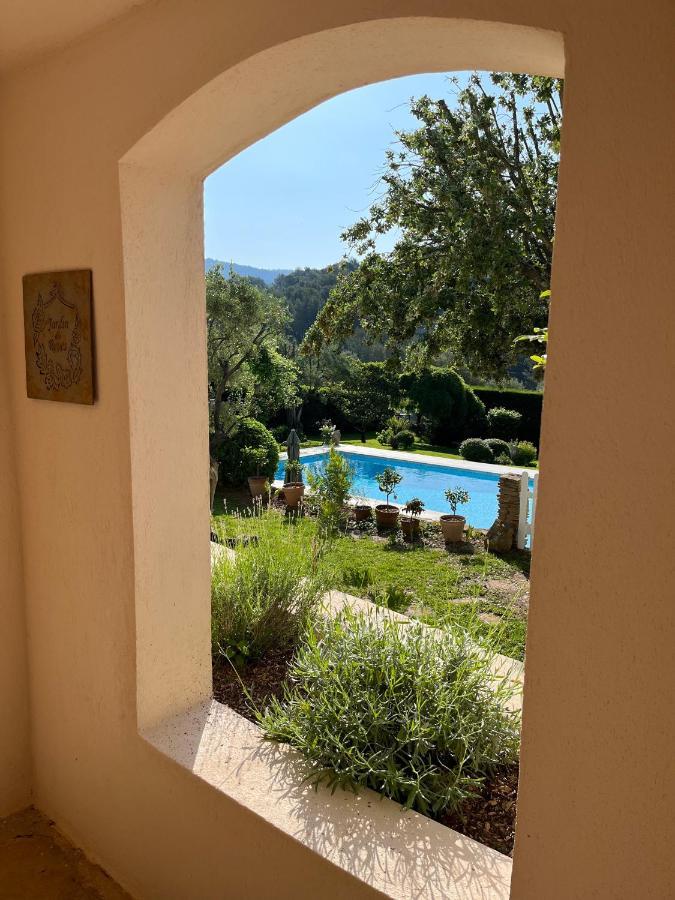 Le Clos Serein Le Beausset Exteriör bild
