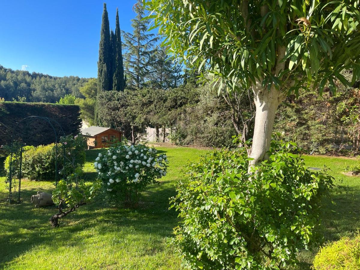 Le Clos Serein Le Beausset Exteriör bild