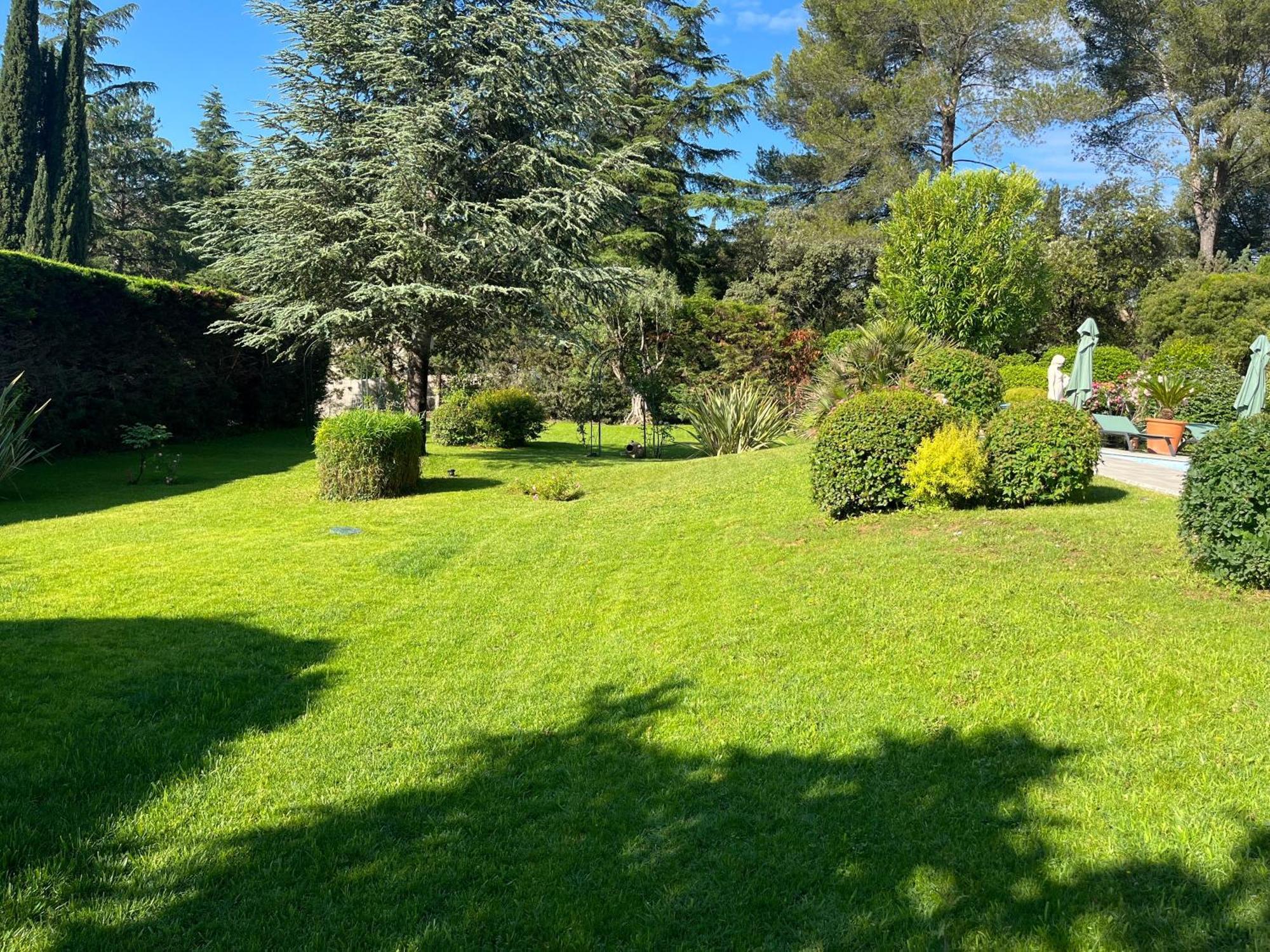 Le Clos Serein Le Beausset Exteriör bild